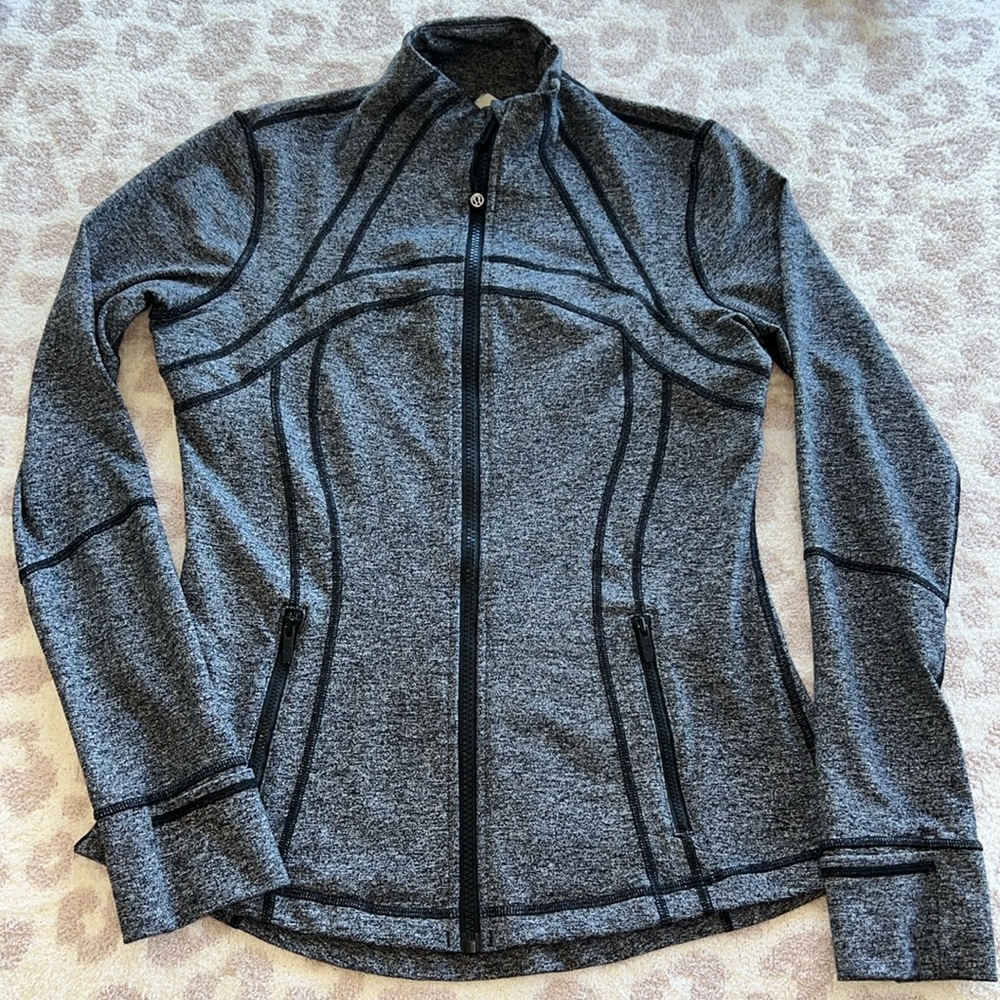 LULULEMON JACKET